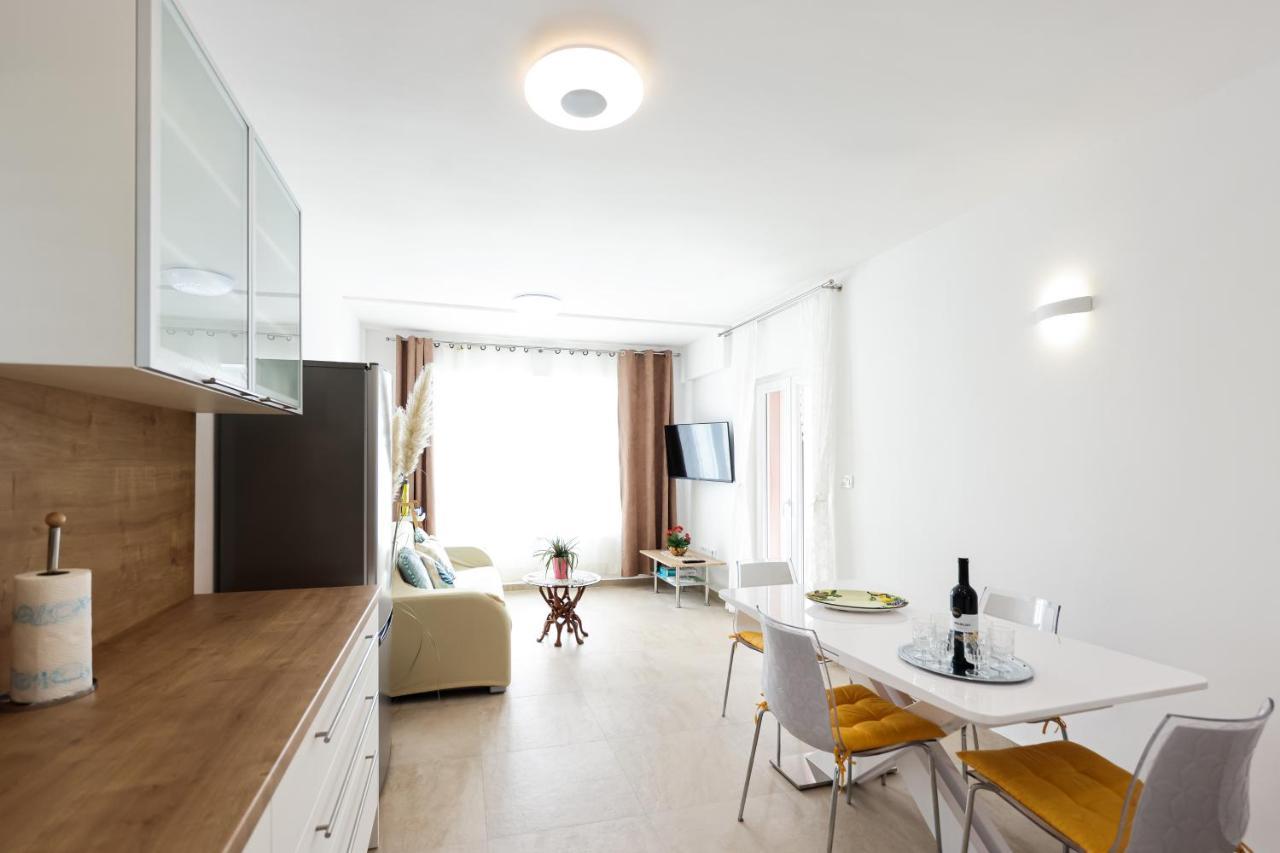 Puntamika De Rosa - Ground Floor Apartman