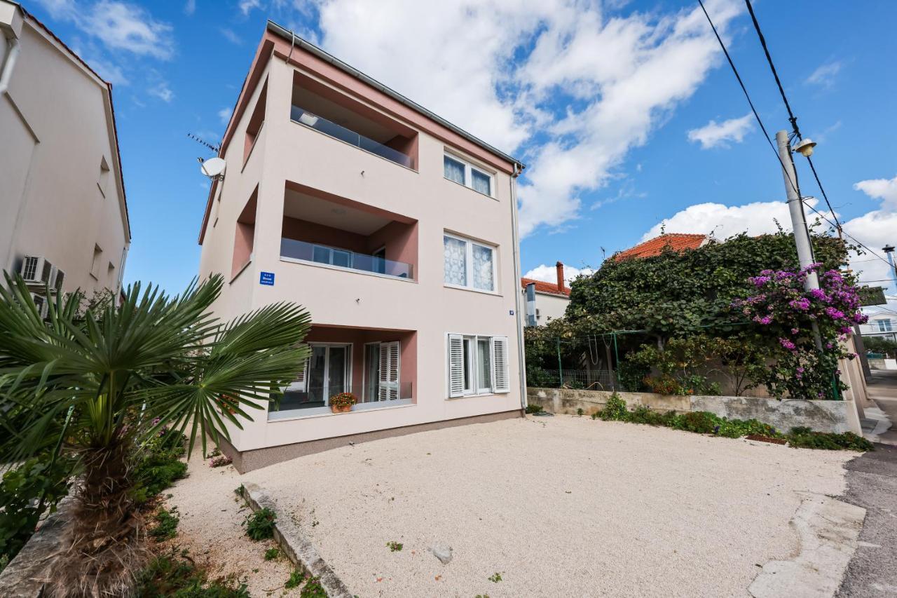 Puntamika De Rosa - Ground Floor Apartment *